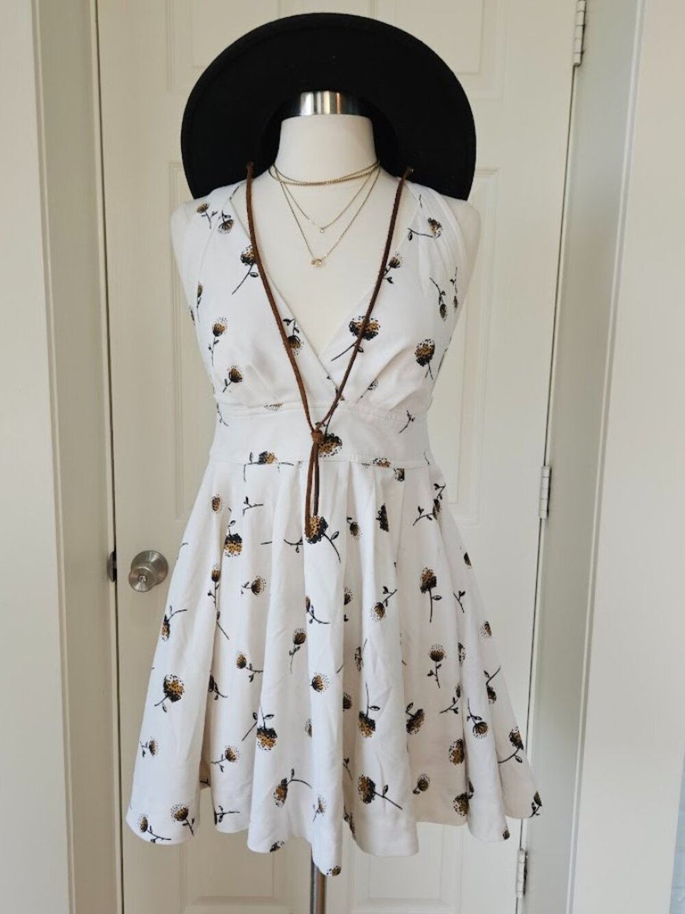 Free People White Floral Dress Mini Short Dandelion Fairycore Plunge Bohemian 4